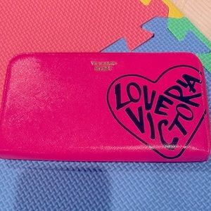 Victoria Secret Red&Pink Heart Love Wallet New 💯